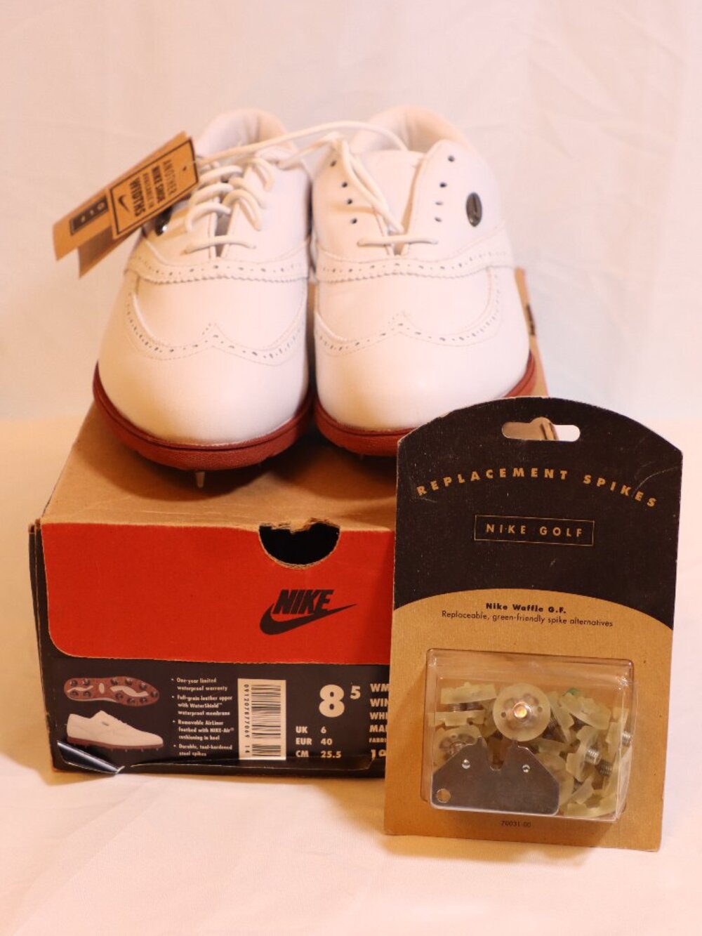 VINTAGE 90s Womens Brand New White Nike Size 8.5 Wingtip Golf Shoes